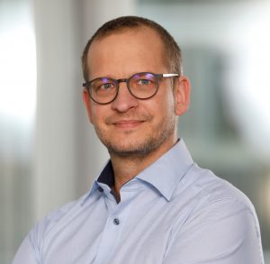 Stefan Sturm ist Experte für Enterprise Architect und IT Infrastructure